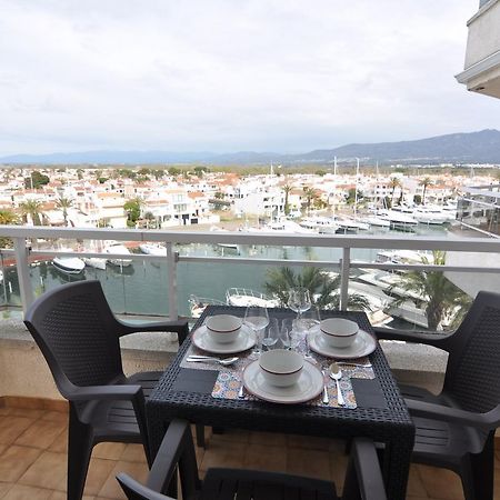 Rnet - Nautic Empuriabrava Appartement Buitenkant foto