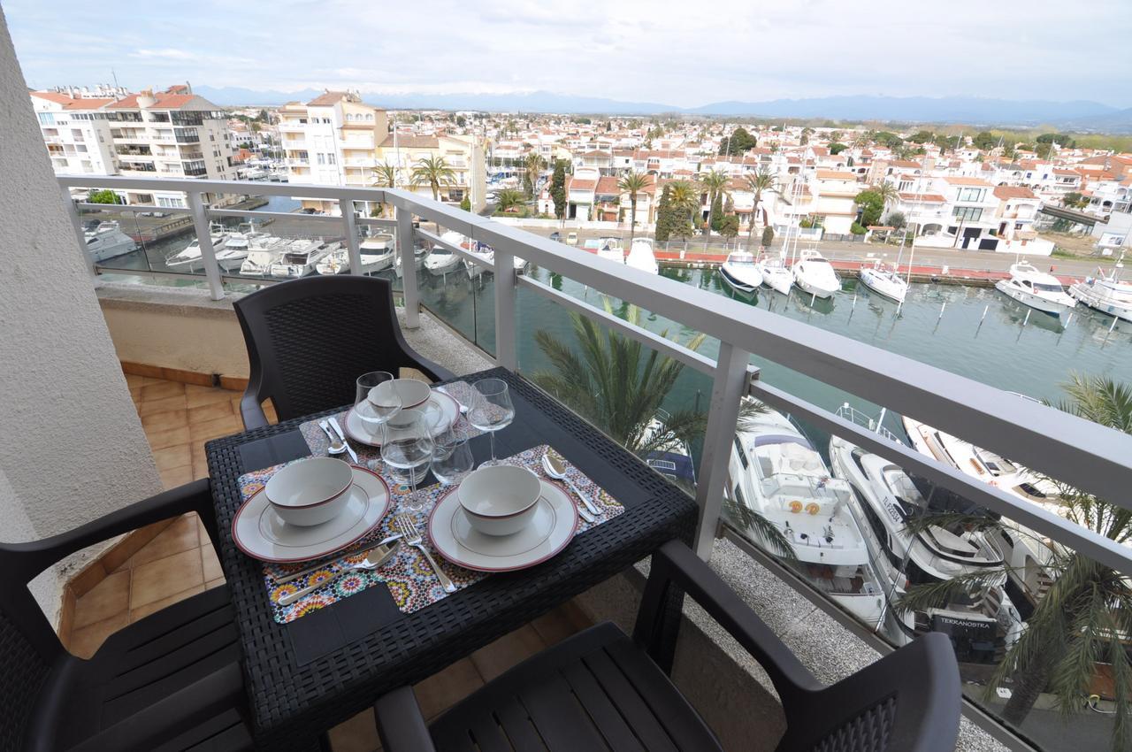 Rnet - Nautic Empuriabrava Appartement Buitenkant foto