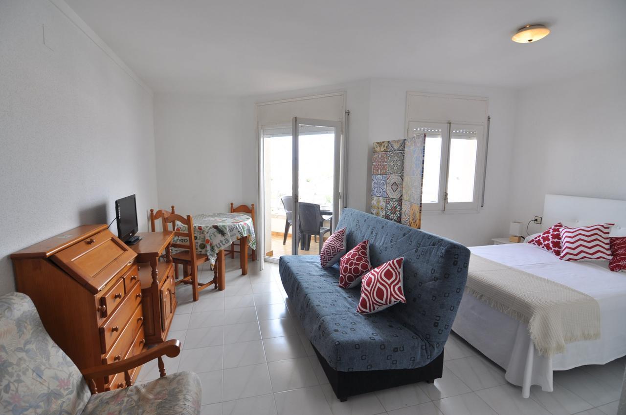 Rnet - Nautic Empuriabrava Appartement Buitenkant foto